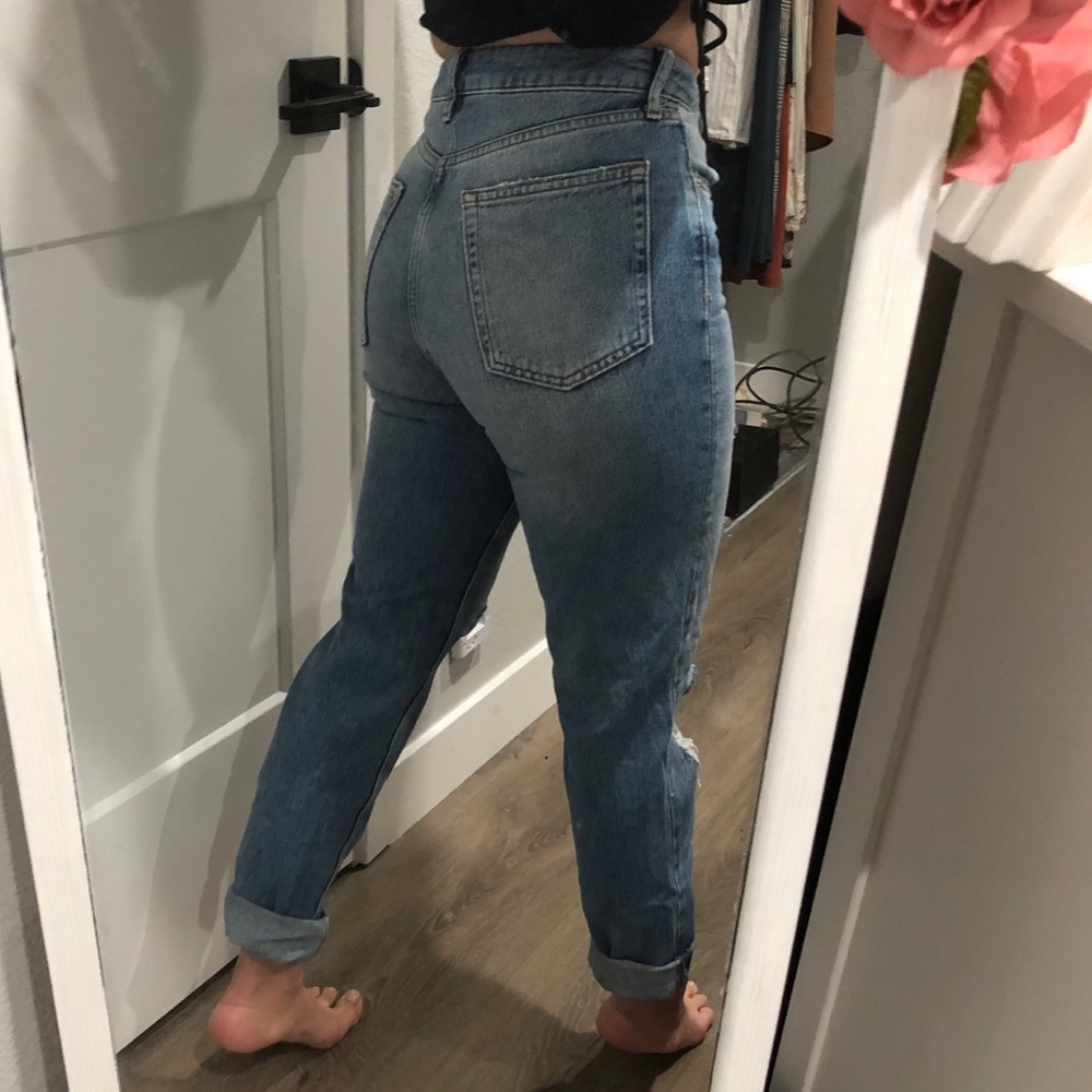 H&M Divided High Waist Mom Jean (NWOT)